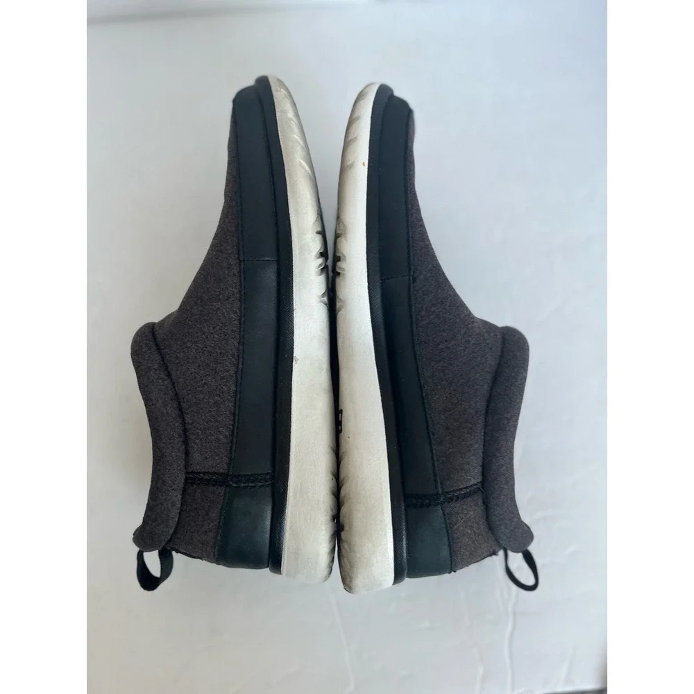UGG Riviera Women's Slip On Gray Black White Comfort‎ Low Top Sneaker Shoes 7.5